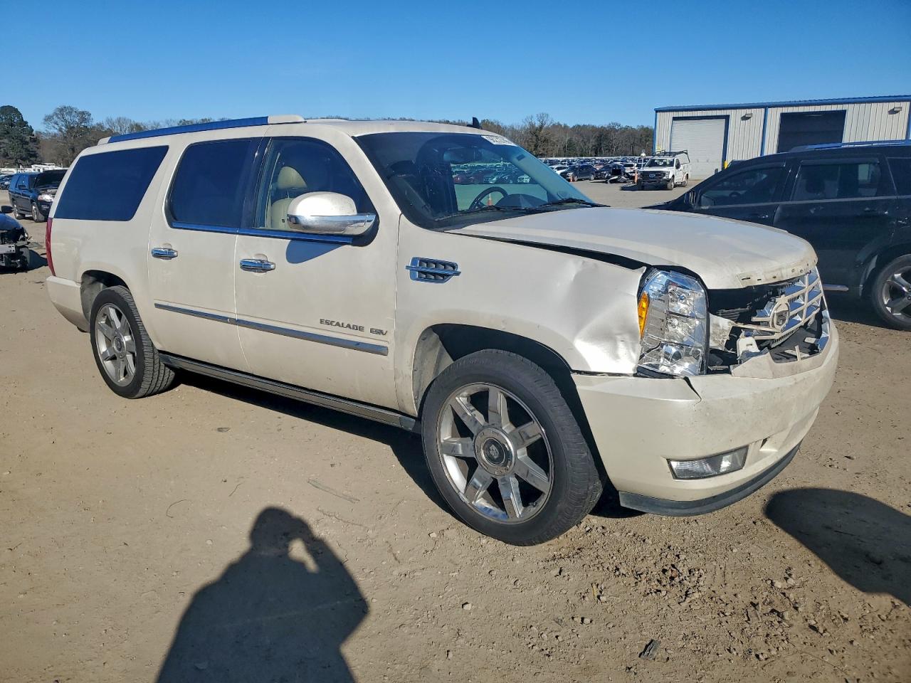 Cadillac Escalade Esv Premium Image 2