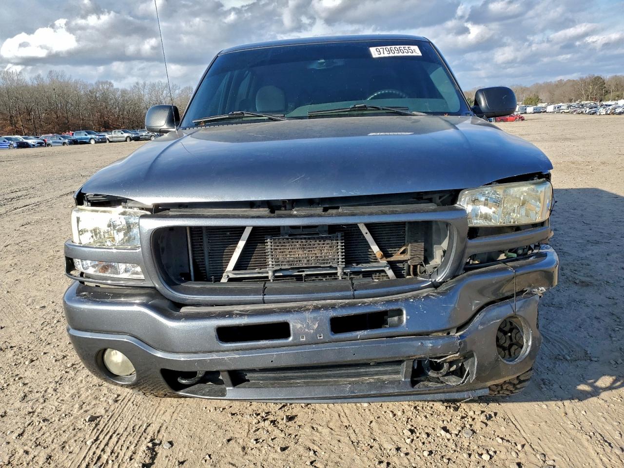 GMC Sierra K1500 Image 4