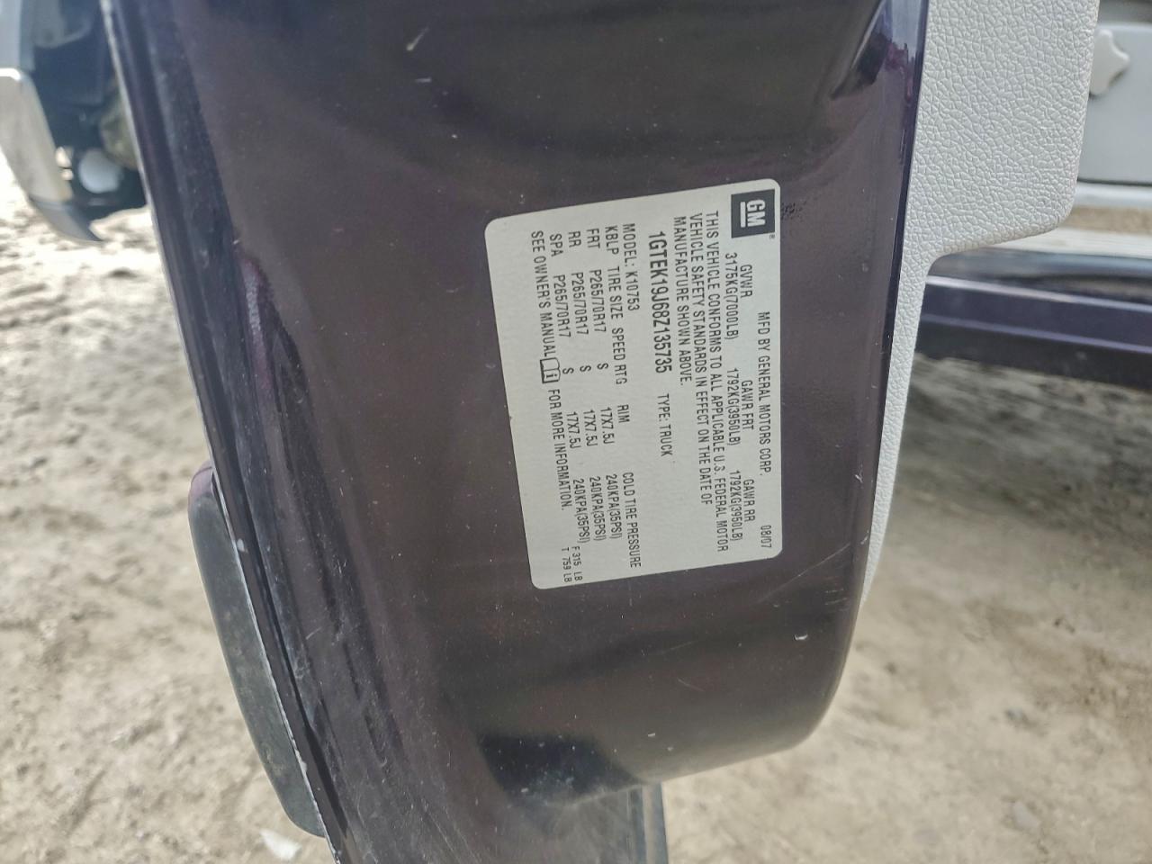 GMC Sierra K1500 Image 8