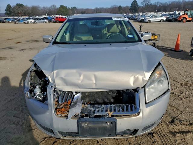 Mercury Milan Premier Image 11