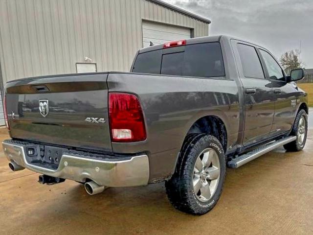Ram 1500 Slt Image 3