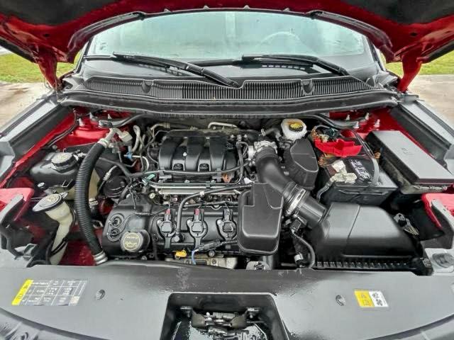 Ford Explorer Xlt Image 5