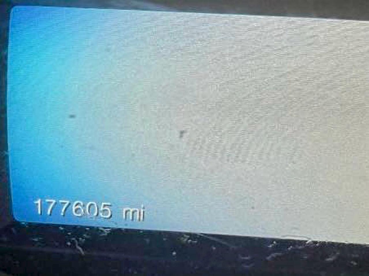 Ford Explorer Xlt Image 7