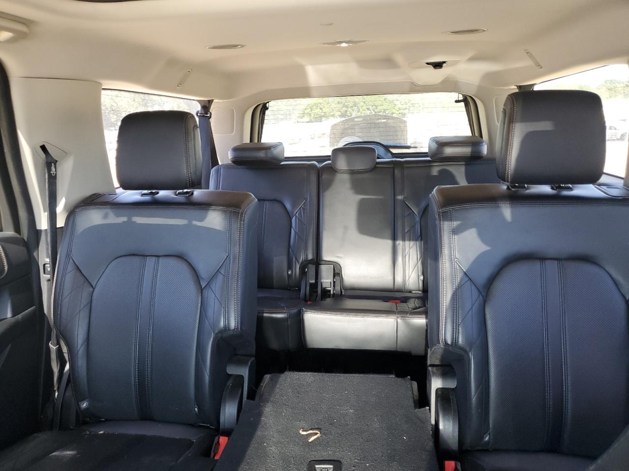Ford Expedition Max Platinum Image 13