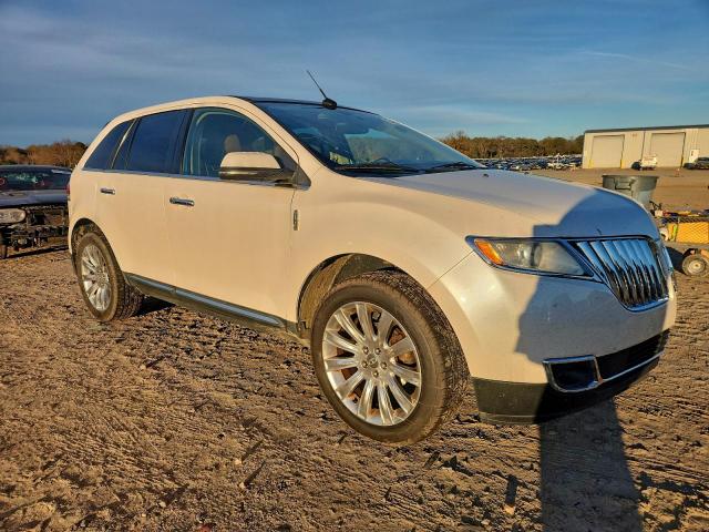Lincoln MKX Image 2
