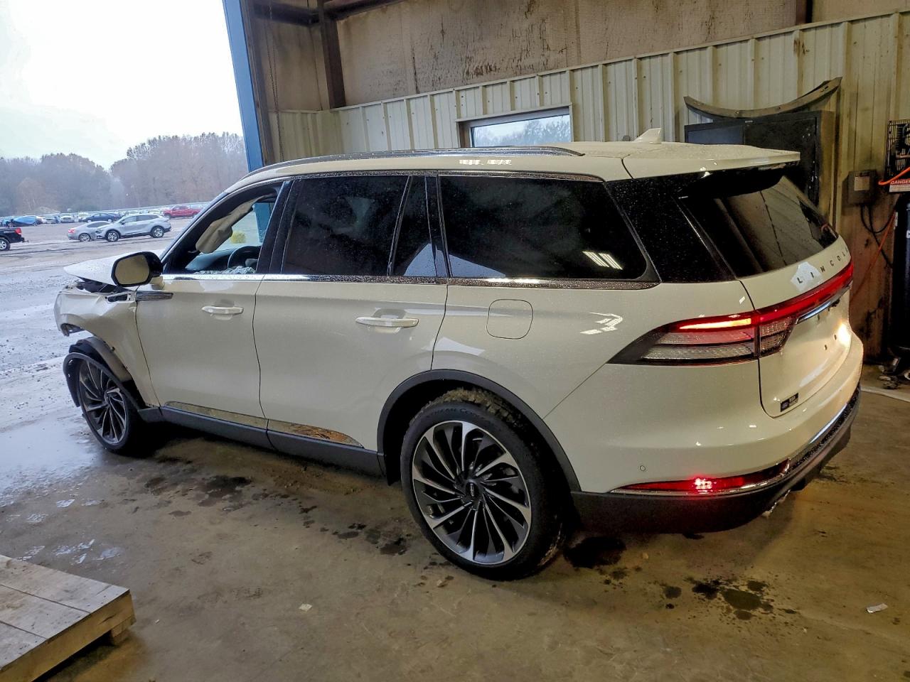Lincoln Aviator Reserve Image 13