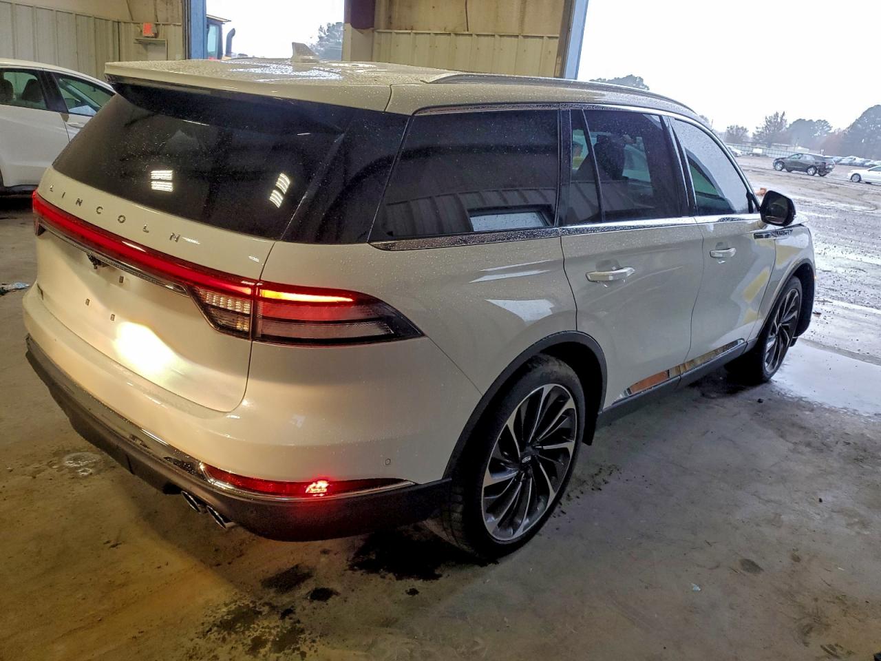 Lincoln Aviator Reserve Image 3