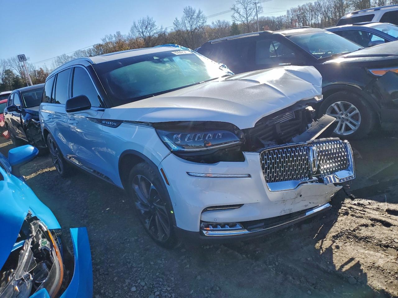 Lincoln Aviator Reserve Image 4