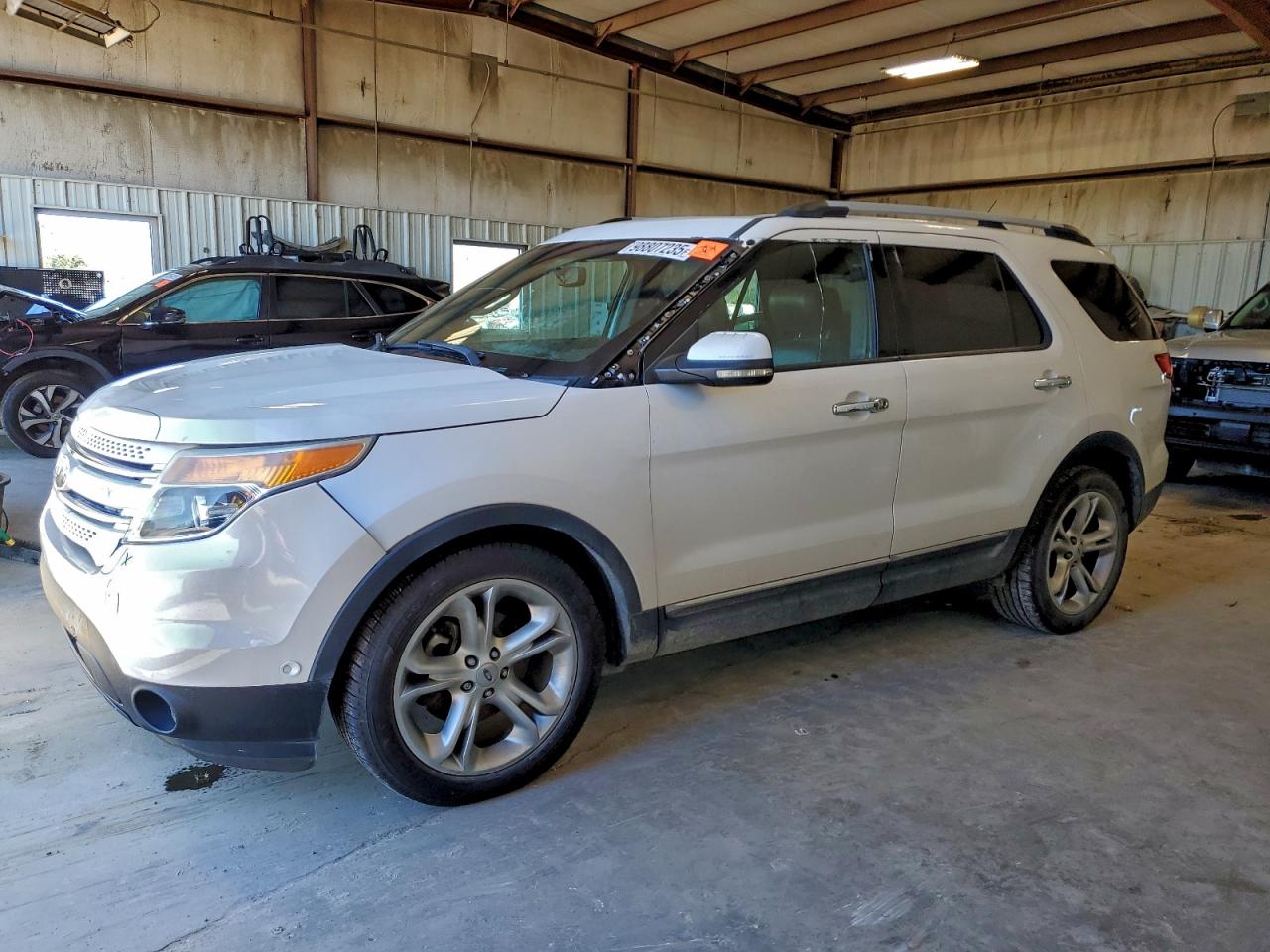 Ford Explorer Limited Image 1