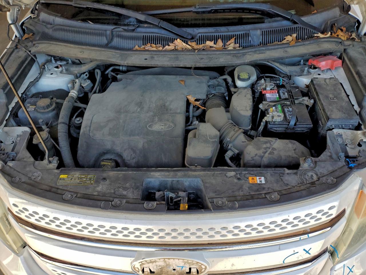 Ford Explorer Limited Image 11