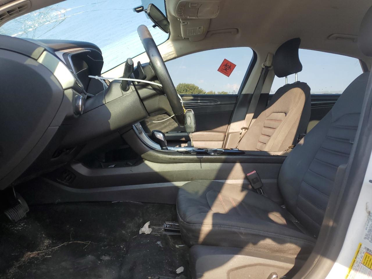 Ford Fusion Se Image 8