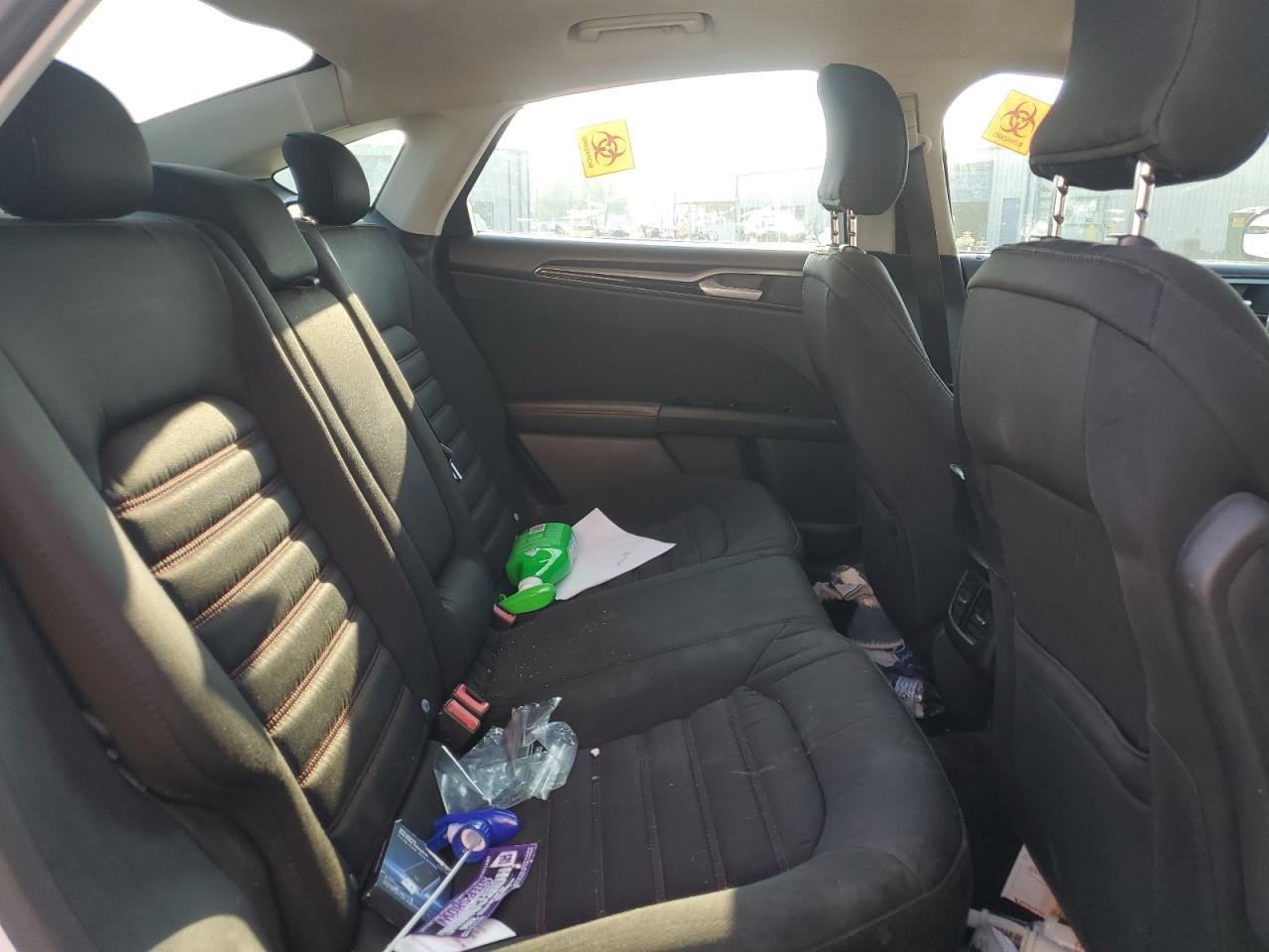 Ford Fusion Se Image 10