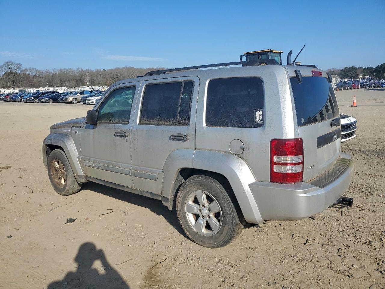 Jeep Liberty Sport Image 2