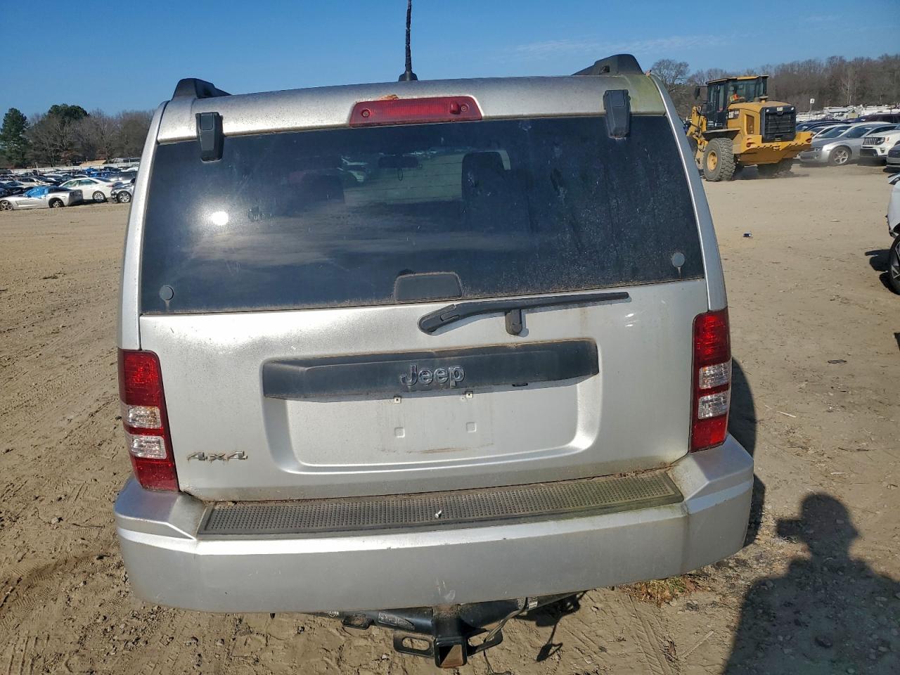 Jeep Liberty Sport Image 11