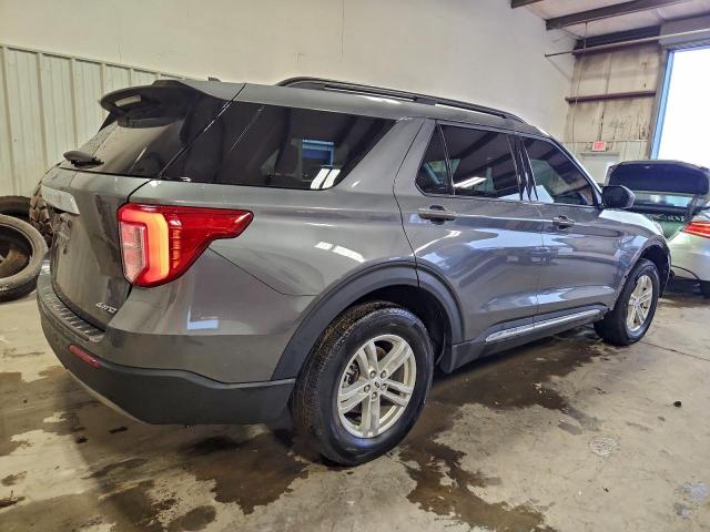 Ford Explorer Xlt Image 3