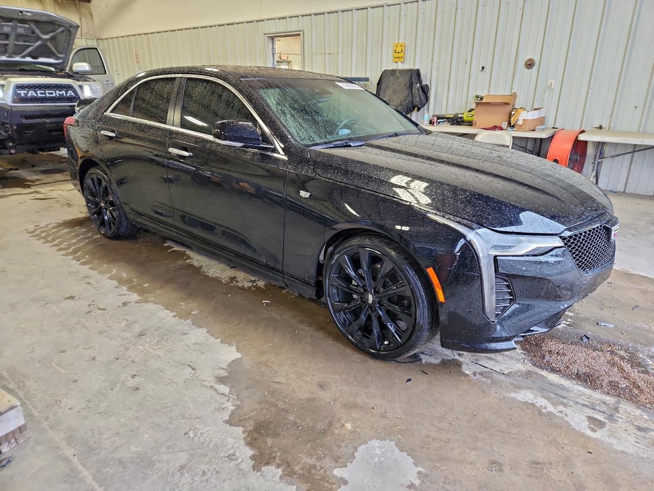 Cadillac CT4 Luxury + Image 7