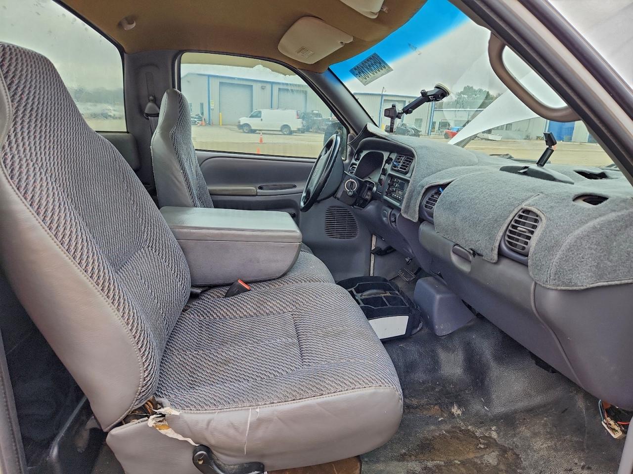 Dodge Ram 1500 Image 7