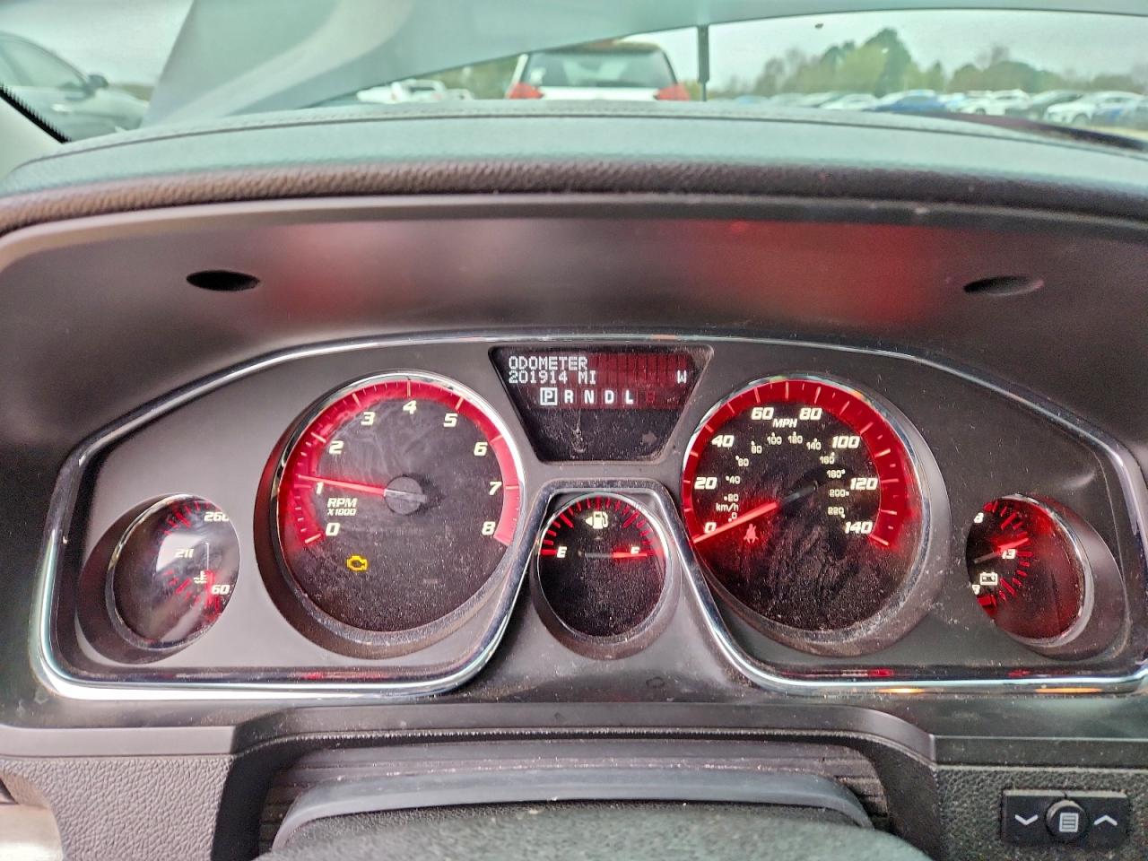 GMC Acadia Denali Image 11