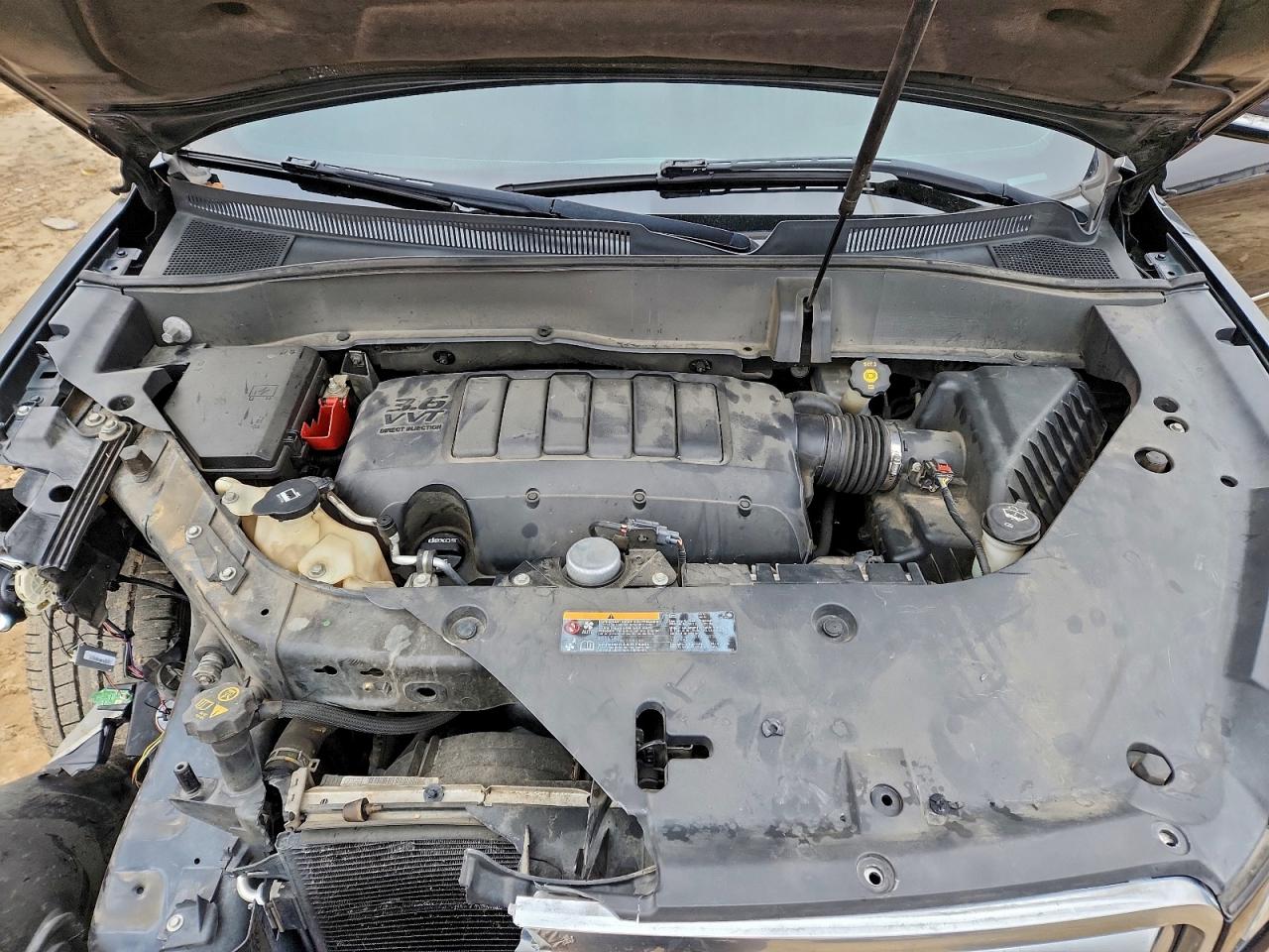 GMC Acadia Denali Image 12