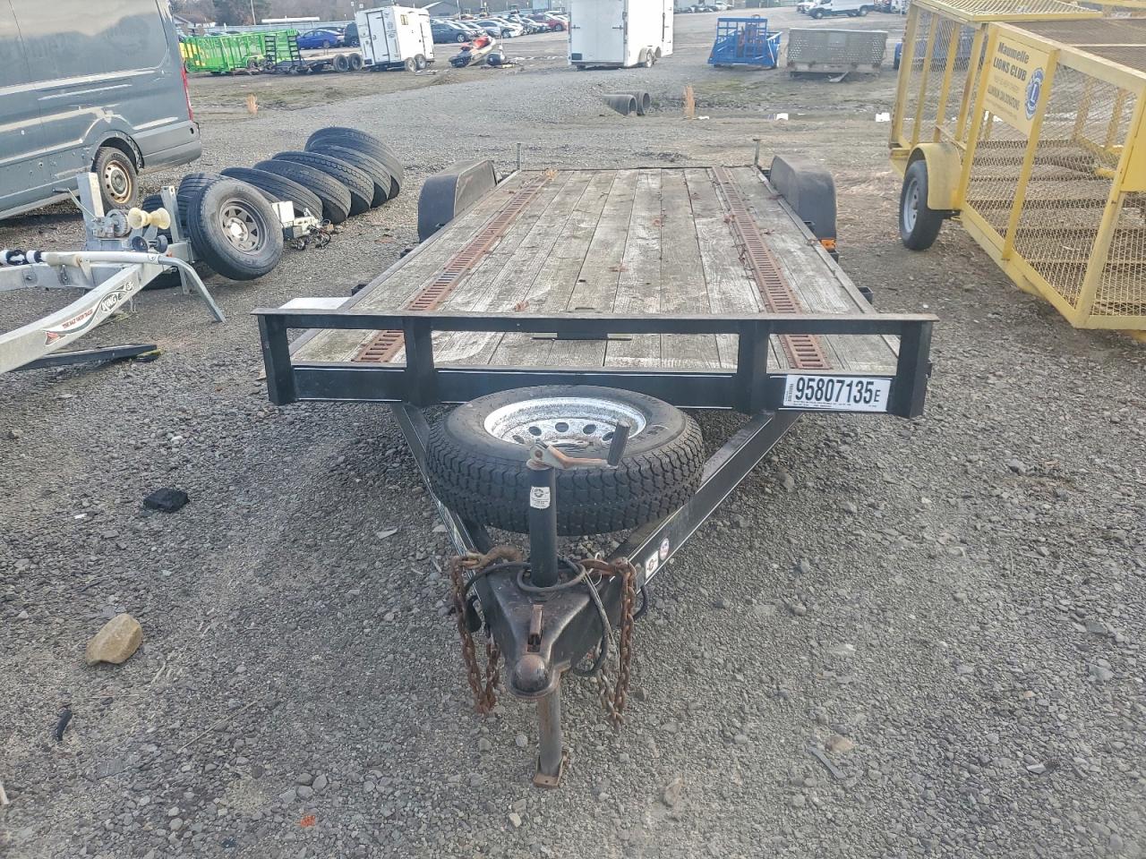 Carry-on Trailer Image 10