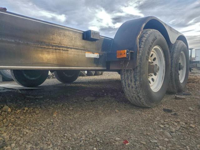 Carry-on Trailer Image 7