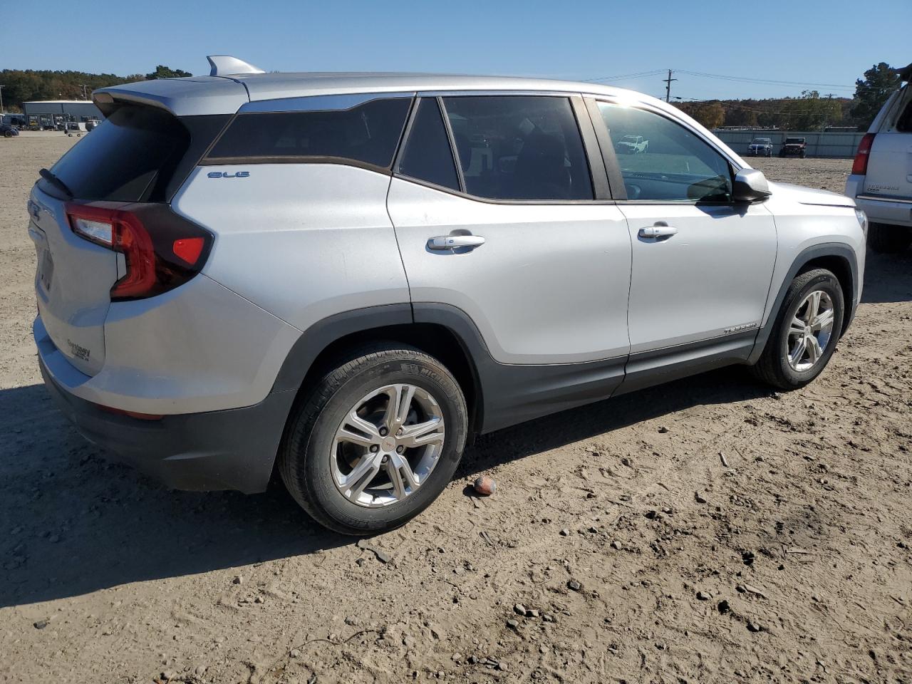 GMC Terrain Sle Image 3