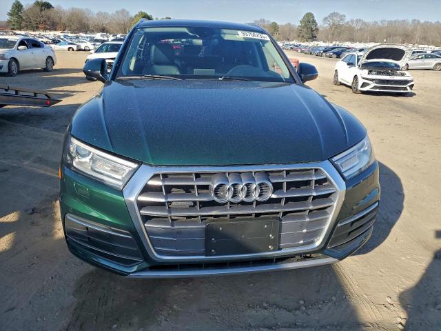 Audi Q5 Premium Image 13